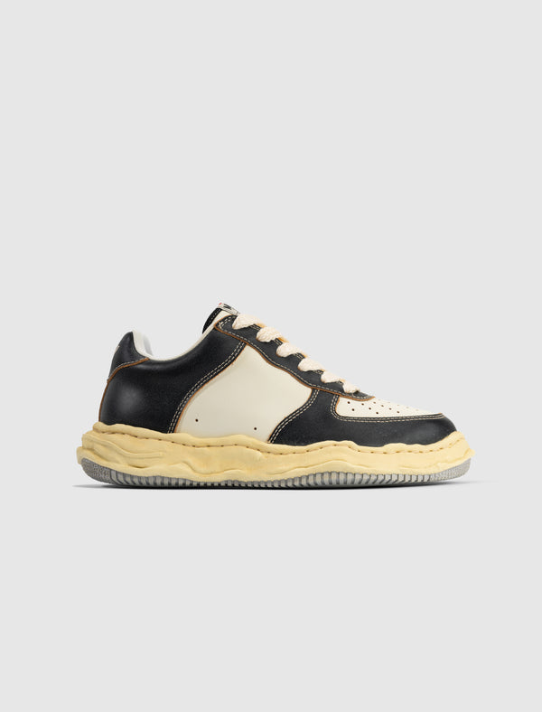 WAYNE LOW TOP SNEAKERS 